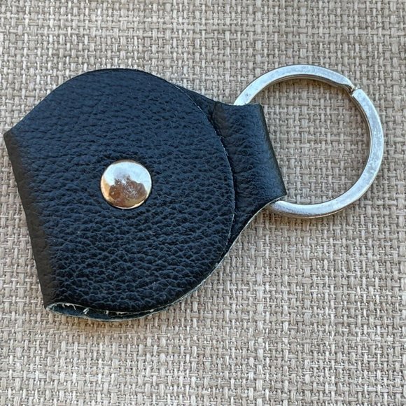 Key Chain Keys Holder Black Leather Keychain Keyring Key Fob New - Picture 1 of 11